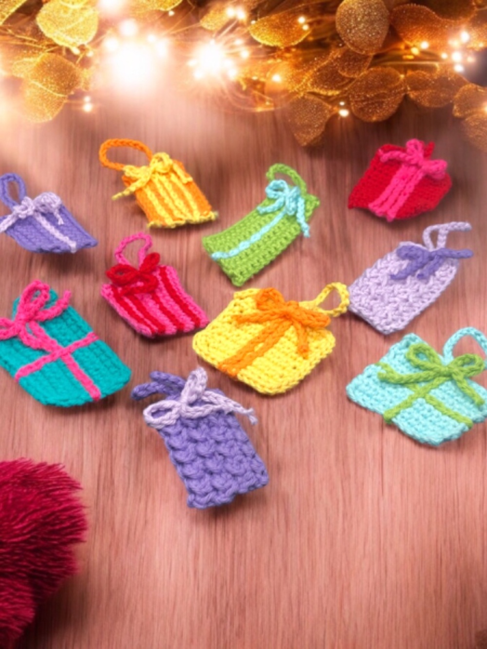 Set of 10 Handmade Gift Tags, Christmas Ornaments, Keychain Accessory